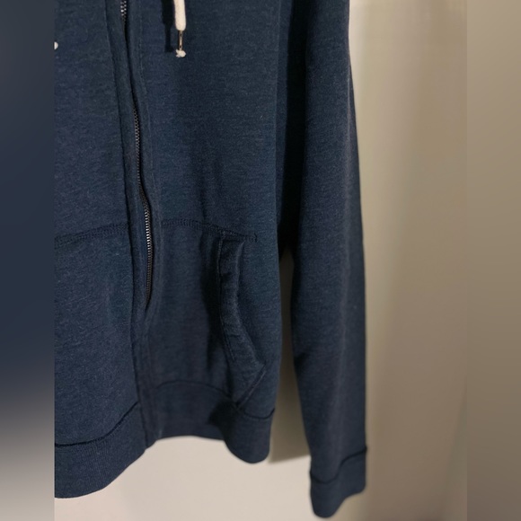 Abercrombie Navy Blue zip-up fleece inside - Picture 13 of 15